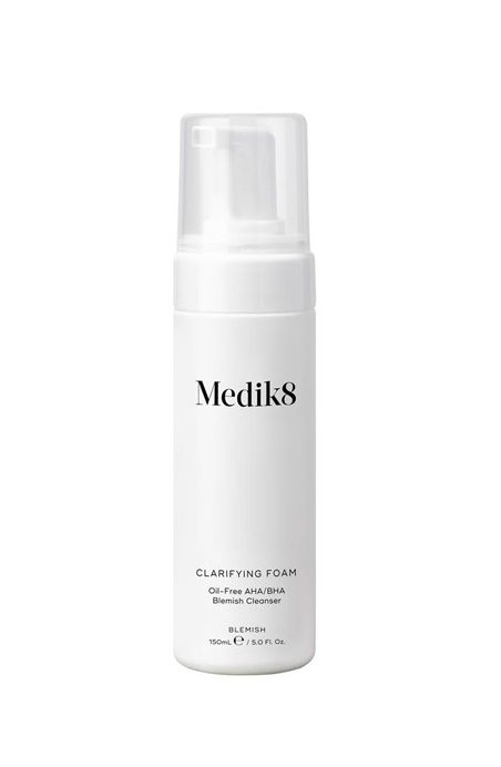Medik8-Clarifying-Foam_150ml_Farmacia_mariamartinezeslava_45 Limpiador AHA / BHA de imperfecciones sin aceites